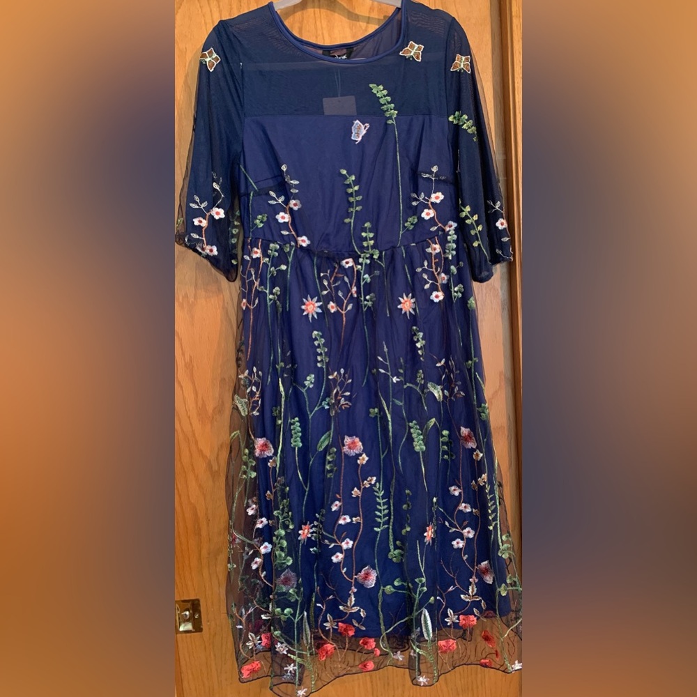 BloomChic Navy Floral Midi Dress
